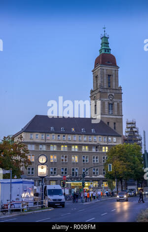 Municipio, luogo di Wroclaw, Friedenau, tempio corte bella montagna, Berlino, Germania, Rathaus, Breslauer Platz, Tempelhof-Schoeneberg, Deutschland Foto Stock