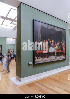 Parigi, Francia - 28 agosto 2013: - dipinti fiamminghi gallery reparto nel museo del Louvre Foto Stock