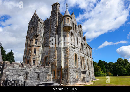 Blarney House nel parco del Castello di Blarney, vicino a Cork, nella contea di Cork, Repubblica di Irlanda Foto Stock