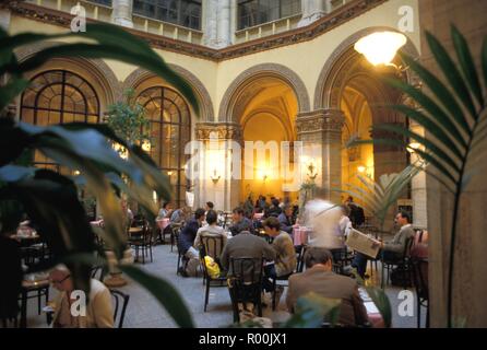 Wien, Kaffeehaus Cafe Central - Vienna, Cafe Centrale Foto Stock