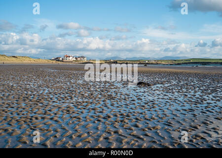 Ampia spiaggia, Traeth Llydan, Rhosneigr, Galles del Nord, Regno Unito Foto Stock