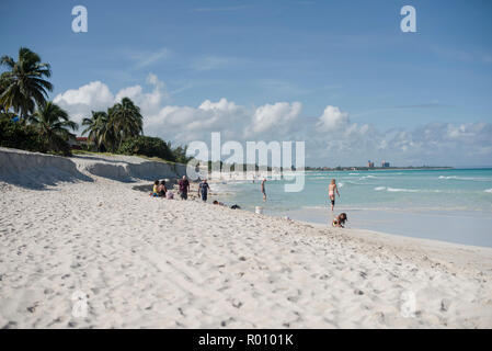 Varadero, Cuba, è pieno di belle spiagge con acque cristalline e la sabbia morbida. Foto Stock