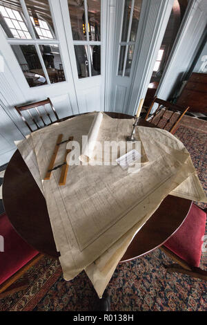 La HMS Victory, Lord Nelson nave ammiraglia nella Battaglia di Trafalgar, ora un museo nave in Portsmouth, Inghilterra. Foto Stock