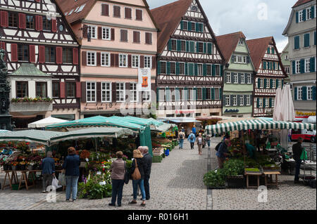 Tuebingen, Germania, il Mercato nella Città Vecchia Foto Stock