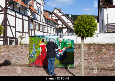 Paesaggio di Bodenwerder, luogo di nascita del barone Muenchhausen, Weserbergland, Bassa Sassonia, Germania, Europa Foto Stock