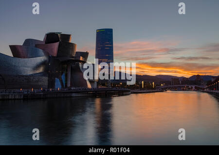 Museo Guggenheim, Bilbao, Paesi Baschi, Spagna, Europa Foto Stock