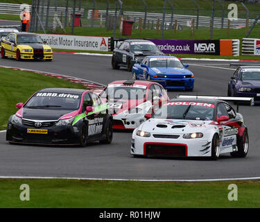 Adam Hatfield, Toyota Avensis, Andrew Wilson, Holden Monaro, classico e storico salone di tuono campionato, Burton Power ovale blu Berlina, serie T Foto Stock