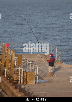 Sheerness, Kent, Regno Unito. 31 ott 2018. Regno Unito: Meteo una luminosa e soleggiata nel pomeriggio in Sheerness, Kent. Credito: James Bell/Alamy Live News Foto Stock