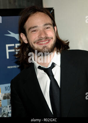 Charlie Cox arrivando a Casanova Premiere a chiusura della settimana AFI Fest al Arclight Theatre di Los Angeles. Novembre 13, 2005.CoxCharlie070 Red Carpet Event, verticale, STATI UNITI D'AMERICA, industria cinematografica, celebrità, fotografia, Bestof, arte cultura e intrattenimento, Topix celebrità moda / Verticale, meglio di, evento nella vita di Hollywood - California, moquette rossa e dietro le quinte, USA, industria cinematografica, celebrità, movie celebrità, personaggi televisivi, musica celebrità, fotografia, Bestof, arte cultura e intrattenimento, Topix, headshot, verticale, una persona, dall'anno , 2005, inchiesta tsuni@Gamma-U Foto Stock