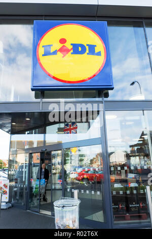 Supermercato Lidl Caino, Lidl logo, segno di Lidl, negozio Lidl, Lidl, Lidl, supermercato, negozi, supermercati Lidl, negozio LIDL, lidl negozi, supermercato Foto Stock