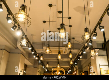 Antique edison luce led filamento stile lampadine grafica di sfondo di filo su stile vintage Foto Stock