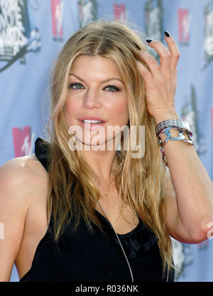 Fergie a MTV Movie Awards presso l'Anfiteatro universale a Los Angeles. headshot mostra anello e jewell contatto visivo03 Fergie 03 Red Carpet Event, verticale, STATI UNITI D'AMERICA, industria cinematografica, celebrità, fotografia, Bestof, arte cultura e intrattenimento, Topix celebrità moda / Verticale, meglio di, evento nella vita di Hollywood - California, moquette rossa e dietro le quinte, USA, industria cinematografica, celebrità, movie celebrità, personaggi televisivi, musica celebrità, fotografia, Bestof, arte cultura e intrattenimento, Topix, headshot, verticale, una persona, dall'anno , 2007, inchiesta tsuni@Gamma-USA.com Foto Stock