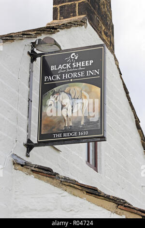 Pack Horse Inn segno , Widdop Moor Foto Stock