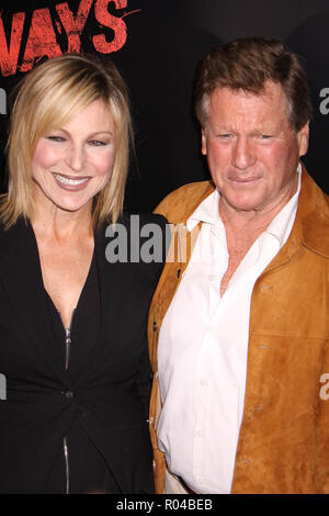 Tatum O'Neal, Ryan O'Neal 03/11/10 "dei Runaways Premiere @ Glossari Affini Dome, Hollywood Foto di Megumi Torii/HNW / PictureLux (11 marzo 2010) Riferimento File # 33689 607HNWPLX Foto Stock