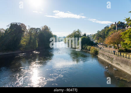 Vista guardando a sud lungo il fiume Severn da Bridgnorth nello Shropshire Foto Stock