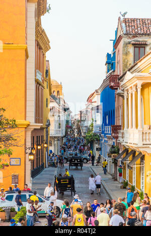 Un tipico street view di Cartagena de Indias, Colombia, Sud America Foto Stock