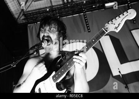 IDLES - 23rd Ottobre 2018 - Newcastle Riverside Mark Bown chitarrista Foto Stock