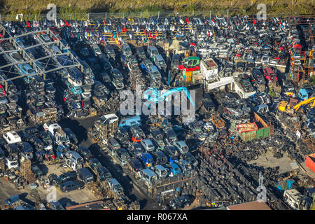 Fotografia aerea, trascorso junkyard, strothmann ricambi auto GmbH & Co. KG, riciclaggio delle automobili, incendio rovina, auto rottamate, Schachtkuhle, Unna, Ruhrgebiet, Nord Rh Foto Stock