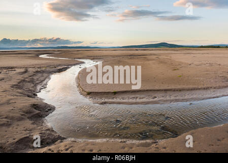 Morecambe Bay al tramonto, Lancashire, Inghilterra, Regno Unito, Europa Foto Stock