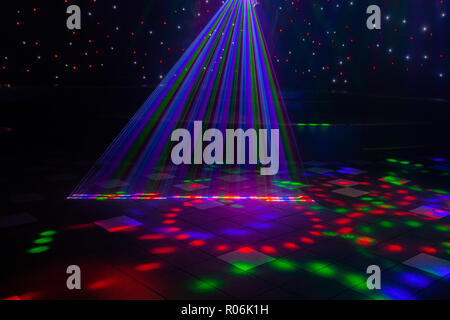 Rainbows sul pavimento da night club luci laser serie dalla Australian gay bar e nightclub Foto Stock