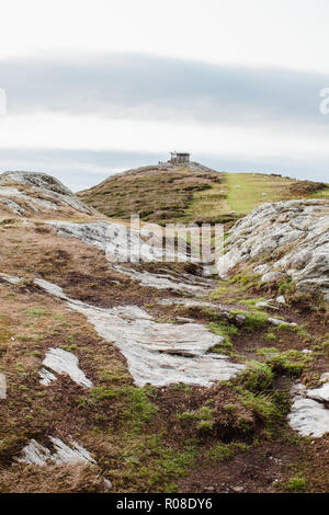 Sentiero costiero da Rhoscolyn fino a la Guardia Costiera Lookout, Anglesey, Galles del Nord, Regno Unito Foto Stock