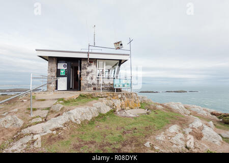 Nsc guardia costiera Stazione di vedetta a Rhoscolyn, Anglesey, Galles del Nord, Regno Unito Foto Stock