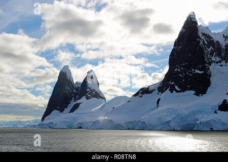 Lemaire Channel, Penisola Antartica Foto Stock