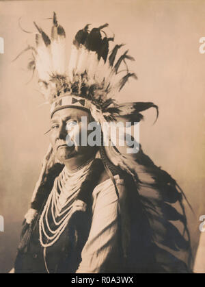 Il capo di Giuseppe (1840-1904), Nez Percé Chief, Half-Length ritratto, De Lancey Gill, 1900 Foto Stock