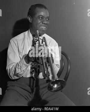 Louis Armstrong, American Jazz Performer, Acquario, la città di New York, New York, USA, William P. Gottlieb raccolta, Luglio 1946 Foto Stock