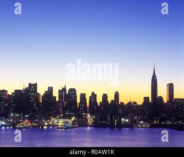 1996 storico dello skyline di midtown Fiume Hudson MANHATTAN NEW YORK CITY USA Foto Stock