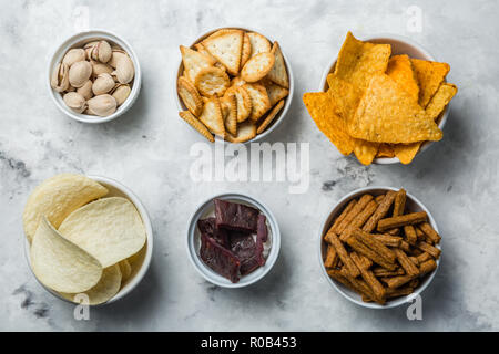 Birra salato snack whit bocce Foto Stock