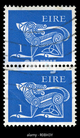 Con timbro postale timbri dall'Irlanda all'inizio arte irlandese serie 1971-75 Foto Stock