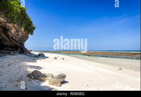 Bella Pandawa beach sull'isola di Bali in Indonesia Foto Stock