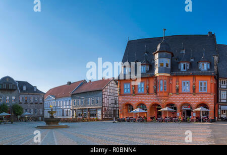 Kaiserworth (Gildehaus di panno trader), il Sito Patrimonio Mondiale dell'UNESCO a Marktplatz a Goslar. Bassa Sassonia Germania, Europa Foto Stock