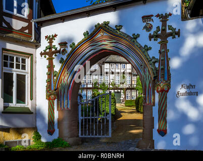 Chiostro Frankenberg, Goslar, Sito Patrimonio Mondiale dell'UNESCO, Harz, Bassa Sassonia, Germania, Europa Foto Stock