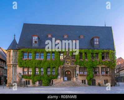 Municipio in stile rinascimentale nel Patrimonio Mondiale UNESCO città di Quedlinburg, Sassonia-Anhalt, Germania, Europa Foto Stock