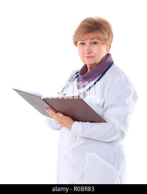 Femmina esperto medico pediatra con appunti.isolati su sfondo bianco Foto Stock