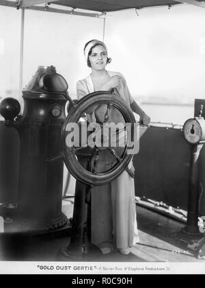 L'attrice Winnie Lightner, sul set del film "polvere d oro Gertie', Warner Bros, 1931 Foto Stock