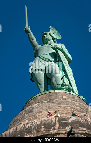 Il monumento di Hermann vicino a Detmold, Renania settentrionale-Vestfalia (Germania). Foto Stock