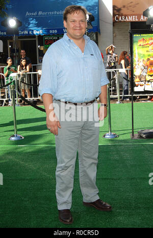 Andy Richter- Madagascar: Escape 2 Africa Premiere al Westwood Village Theatre di Los Angeles. RichterAndy 44 Red Carpet Event, verticale, STATI UNITI D'AMERICA, industria cinematografica, celebrità, fotografia, Bestof, arte cultura e intrattenimento, Topix celebrità moda / Verticale, meglio di, evento nella vita di Hollywood - California, moquette rossa e dietro le quinte, USA, industria cinematografica, celebrità, movie celebrità, personaggi televisivi, musica celebrità, fotografia, Bestof, arte cultura e intrattenimento, Topix, verticale, una persona, dall'anno , 2008, inchiesta tsuni@Gamma-USA.com moda - a piena lunghezza Foto Stock