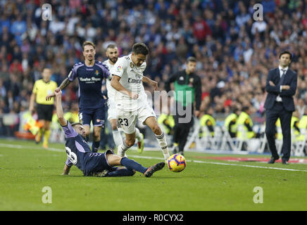 Madrid, Madrid, Spagna. 3 Novembre, 2018. Reguilon (Real Madrid) visto in azione durante la Liga match tra il Real Madrid e il Real Valladolid all'Estadio Santiago Bernabéu.punteggio finale Real Madrid 2-0 Valladolid. Credito: Manu Reino/SOPA Immagini/ZUMA filo/Alamy Live News Foto Stock