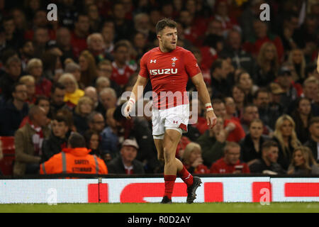 Cardiff, Galles, UK. 3 Novembre, 2018. Luca Morgan del Galles. Il Galles v Scozia , sotto la corazza della serie internazionale di autunno partita di rugby al Principato Stadium di Cardiff ,Wales , Regno Unito sabato 3 novembre 2018. pic da Andrew Orchard/Alamy Live News nota immagine disponibile per il solo uso editoriale Credito: Andrew Orchard fotografia sportiva/Alamy Live News Foto Stock