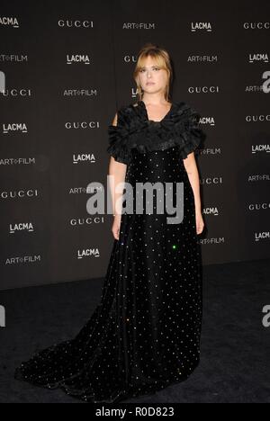 Los Angeles, CA, Stati Uniti d'America. 3 Novembre, 2018. Hari Nef presso gli arrivi per 2018 LACMA Art + Film Gala, Los Angeles County Museum of Art di Los Angeles, CA 3 novembre 2018. Foto di: Elizabeth Goodenough/Everett Collection Foto Stock