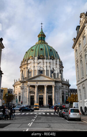 Frederik la Chiesa (Frederiks Kirke), conosciuta come la Chiesa di Marmo, Copenhagen, Danimarca. Chiesa Marmorkirke Foto Stock