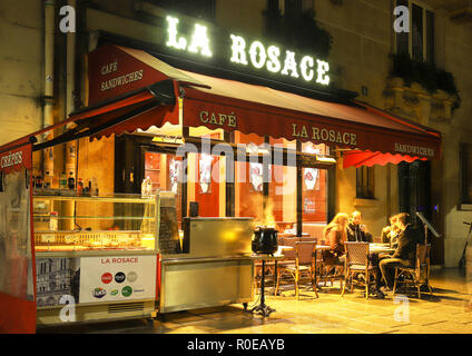 La Rosace è un tipico caffè parigino situato vicino alla cattedrale di Notre Dame di Parigi, Francia. Foto Stock