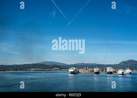 OLBIA, Italia Traghetti isola di Sky Harbor Foto Stock