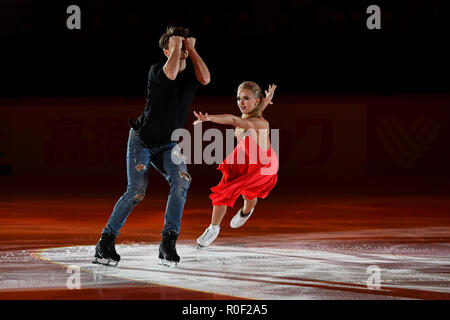 Helsinki, Finlandia. 4 Nov 2018. In Russia la Alexandra Stepanova / Ivan Bukin (nella prima danza su ghiaccio) durante il periodo di esposizioni Gala presso l'ISU Grand Prix di Pattinaggio di figura 2018 Helsinki a Helsinki sala ghiaccio (Helsingin Jaahalli) Domenica, 04 novembre 2018. HELSINKI . (Solo uso editoriale, è richiesta una licenza per uso commerciale. Nessun uso in scommesse, giochi o un singolo giocatore/club/league pubblicazioni.) Credito: Taka Wu/Alamy Live News Foto Stock