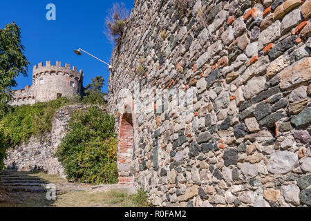 Le antiche mura del castello di Levanto, Liguria, Italia Foto Stock