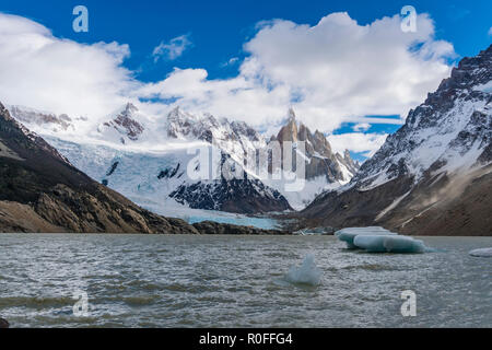 Cerro Torre mountain al parco nazionale Los Glaciares in Argentina Foto Stock