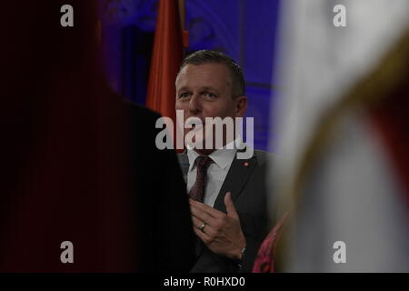 Vienna, Austria. 5th novembre 2018. Il Freedom Education Institute, il FPÖ e il Freedom Parliaman Club hanno invitato al simposio e alla cerimonia '1918 - 2018: 100 anni di repubblica. La foto mostra il Ministro della Difesa Mario Kunasek. Credit: Franz PERC / Alamy Live News Foto Stock